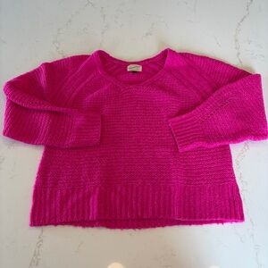 Universal Thread Women's Bright Hot Pink Knit Crewneck Sweater